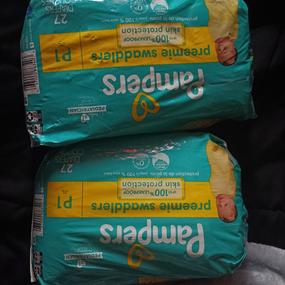 Pampers Premium Swaddlers P1 Diapers - Teal & Yellow Pack